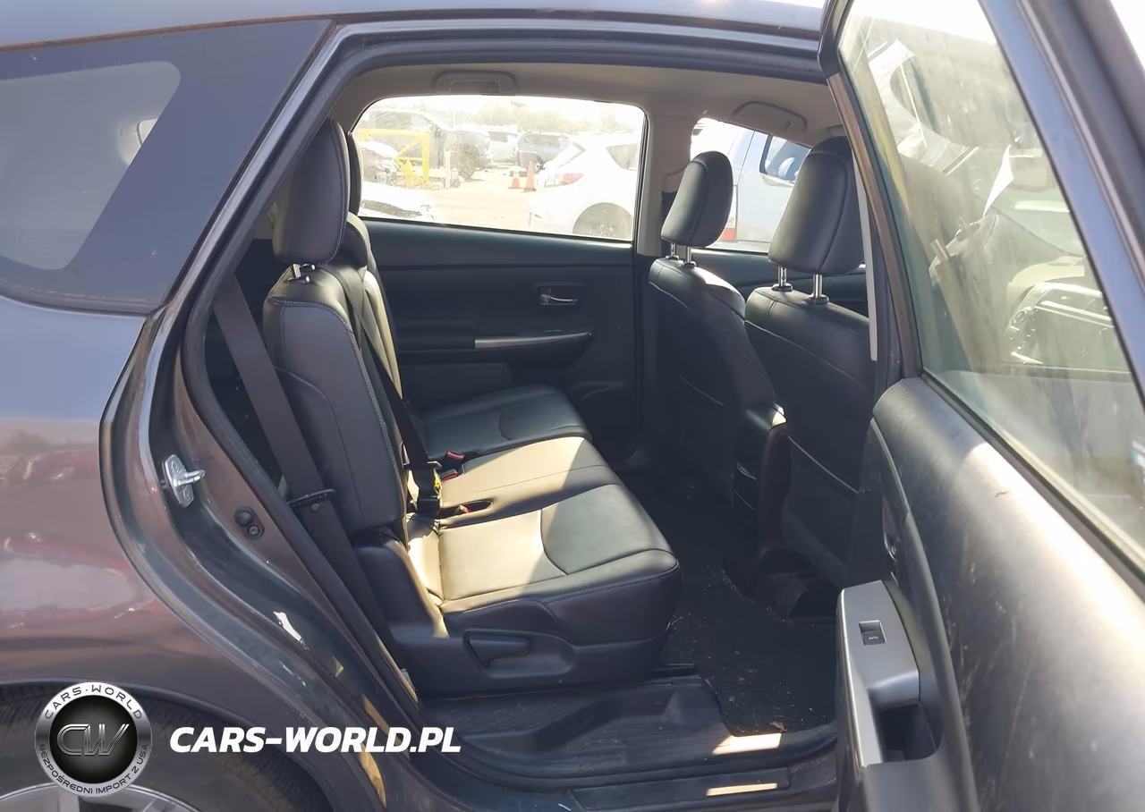 2016 Toyota Prius V Four VIN:JTDZN3EU5GJ054887 - 8