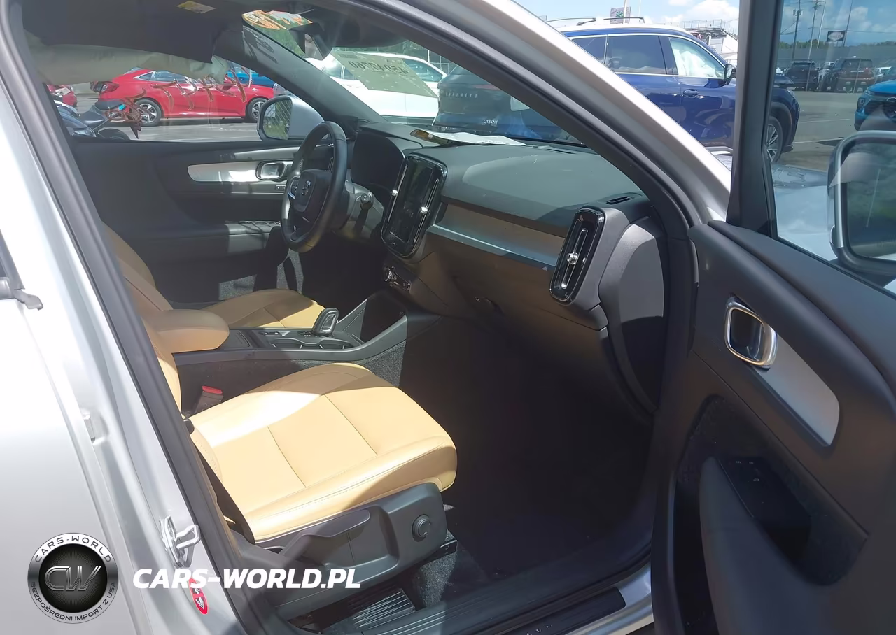 2019 Volvo Xc40 T5 Momentum-T5 R-Design VIN:YV4162XZ8K2006183 - 5