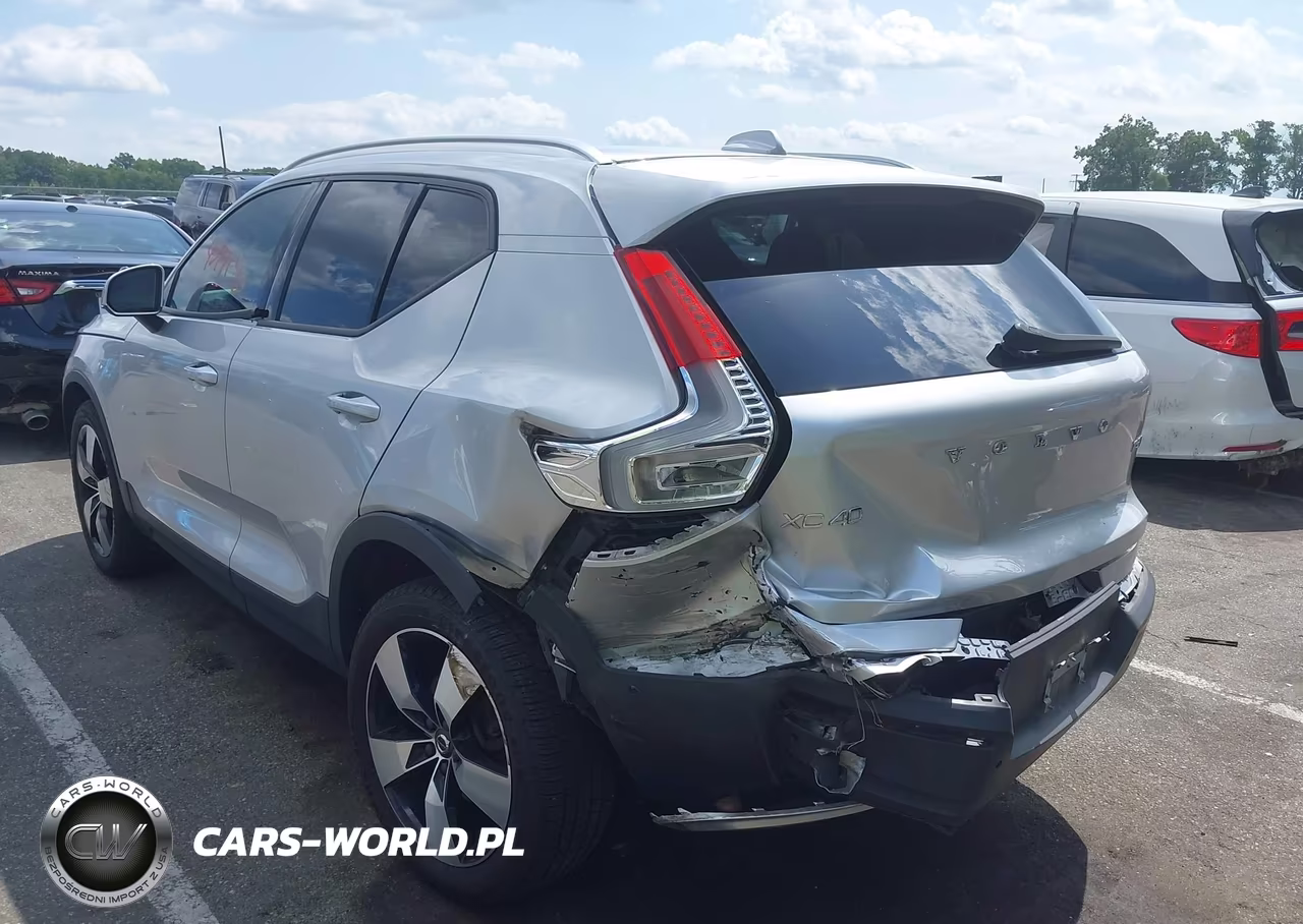 2019 Volvo Xc40 T5 Momentum-T5 R-Design VIN:YV4162XZ8K2006183 - 6