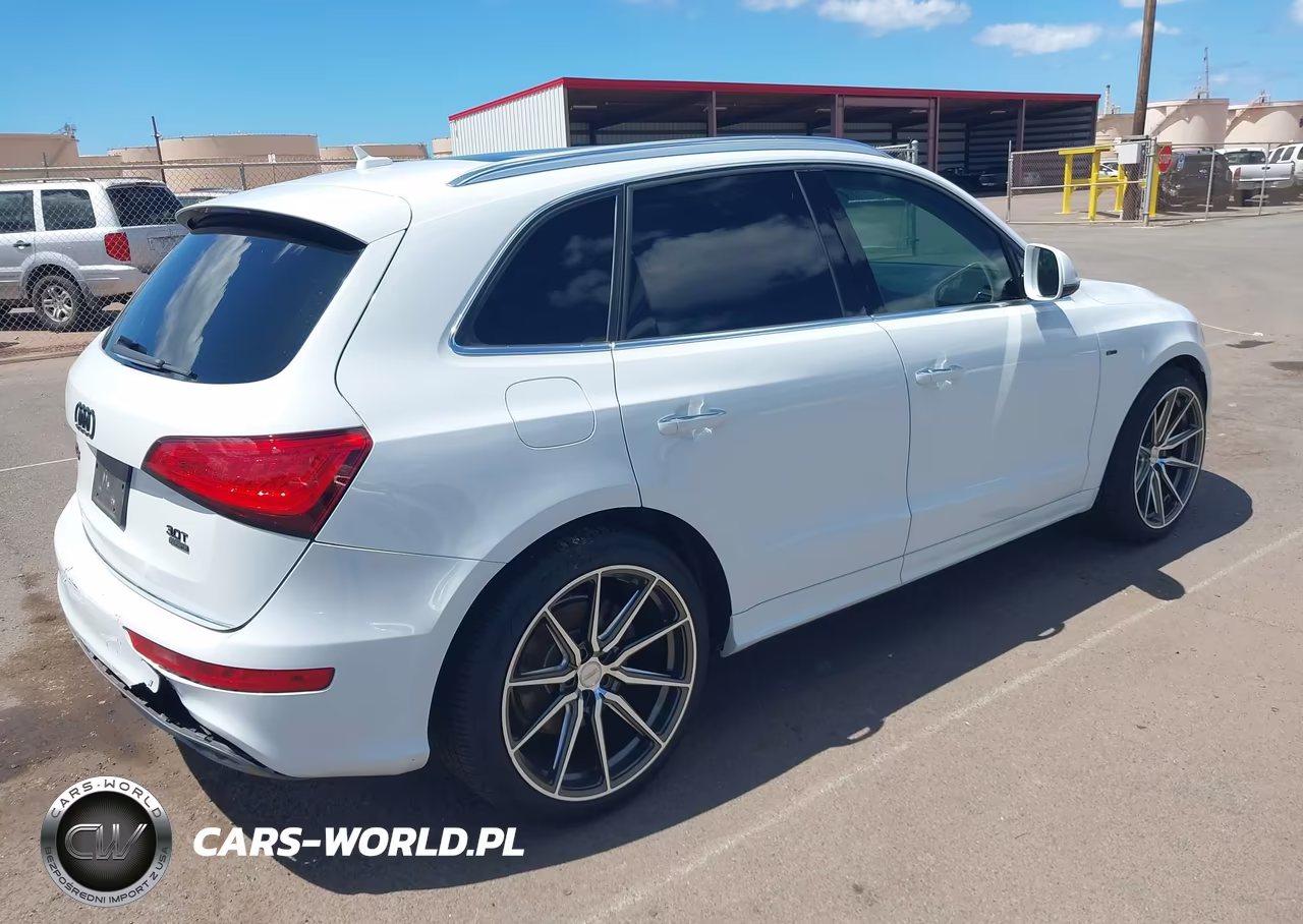 2015 Audi Q5 3.0T Premium Plus VIN:WA1DGAFPXFA073252 - 4