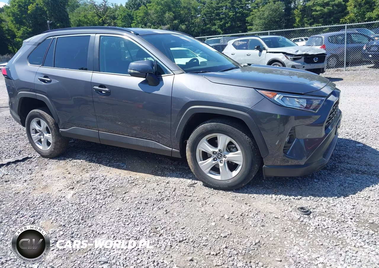 2021 Toyota Rav4 Xle VIN:2T3P1RFV0MW153644 - 1