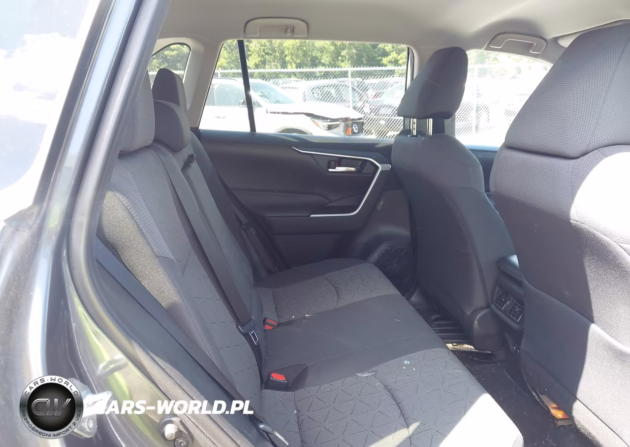 2021 Toyota Rav4 Xle VIN:2T3P1RFV0MW153644 - 8