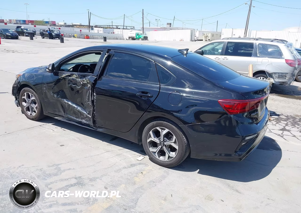 2020 Kia Forte Lxs VIN:3KPF24AD1LE169694 - 3