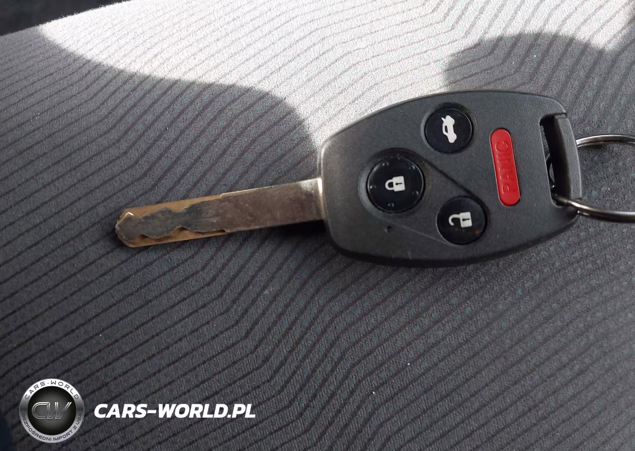 2013 Honda Fit VIN:JHMGE8H30DC066547 - 11
