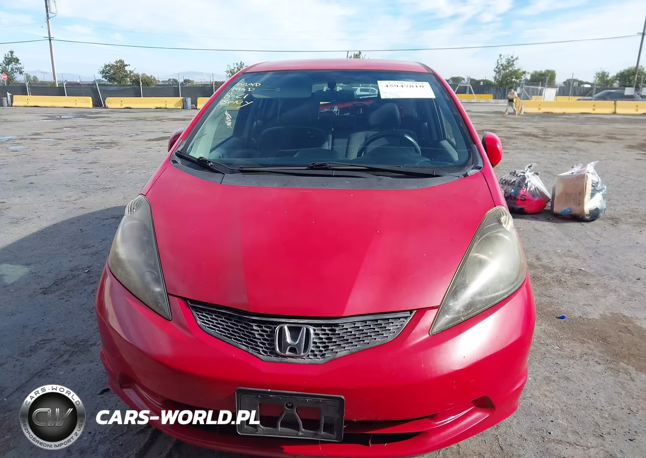 2013 Honda Fit VIN:JHMGE8H30DC066547 - 15