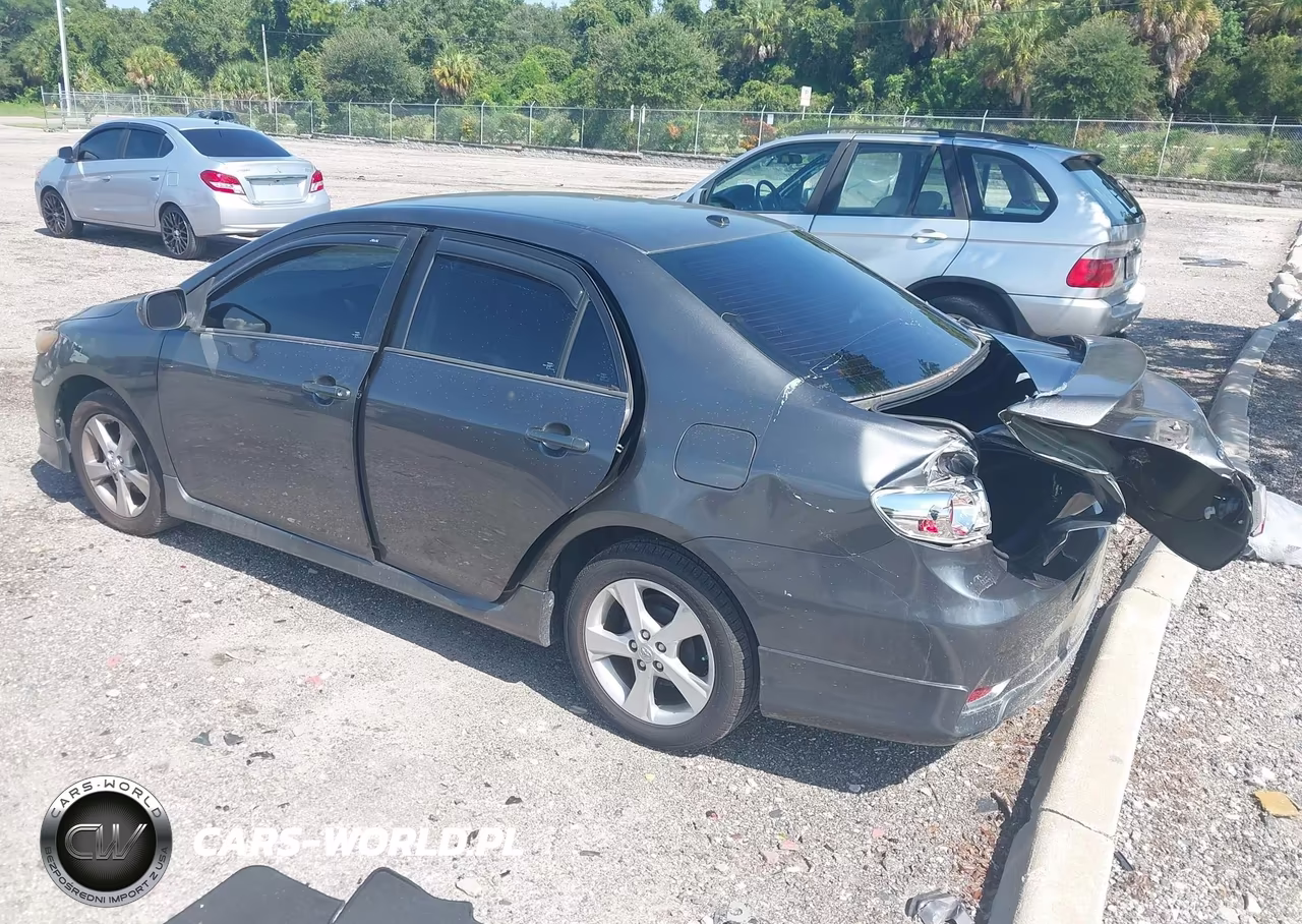 2012 Toyota Corolla S VIN:2T1BU4EE7CC832535 - 3