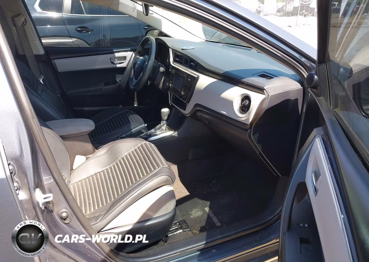 2017 Toyota Corolla Le VIN:5YFBURHE6HP656142 - 5