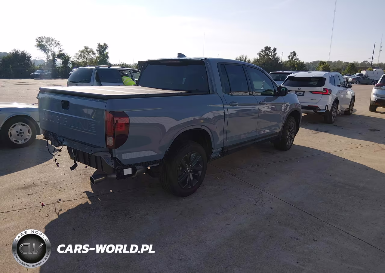 2025 Honda Ridgeline Sport VIN:5FPYK3F14SB009875 - 4
