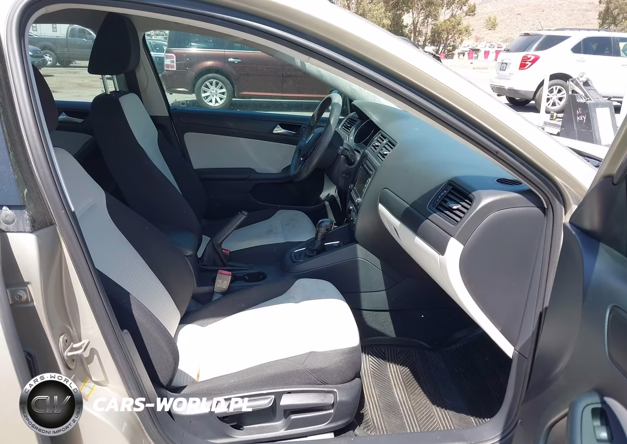 2015 Volkswagen Jetta 2.0L S VIN:3VW2K7AJ2FM272023 - 5