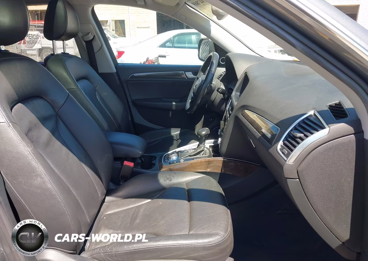 2014 Audi Q5 2.0T Premium VIN:WA1LFAFP8EA047343 - 5