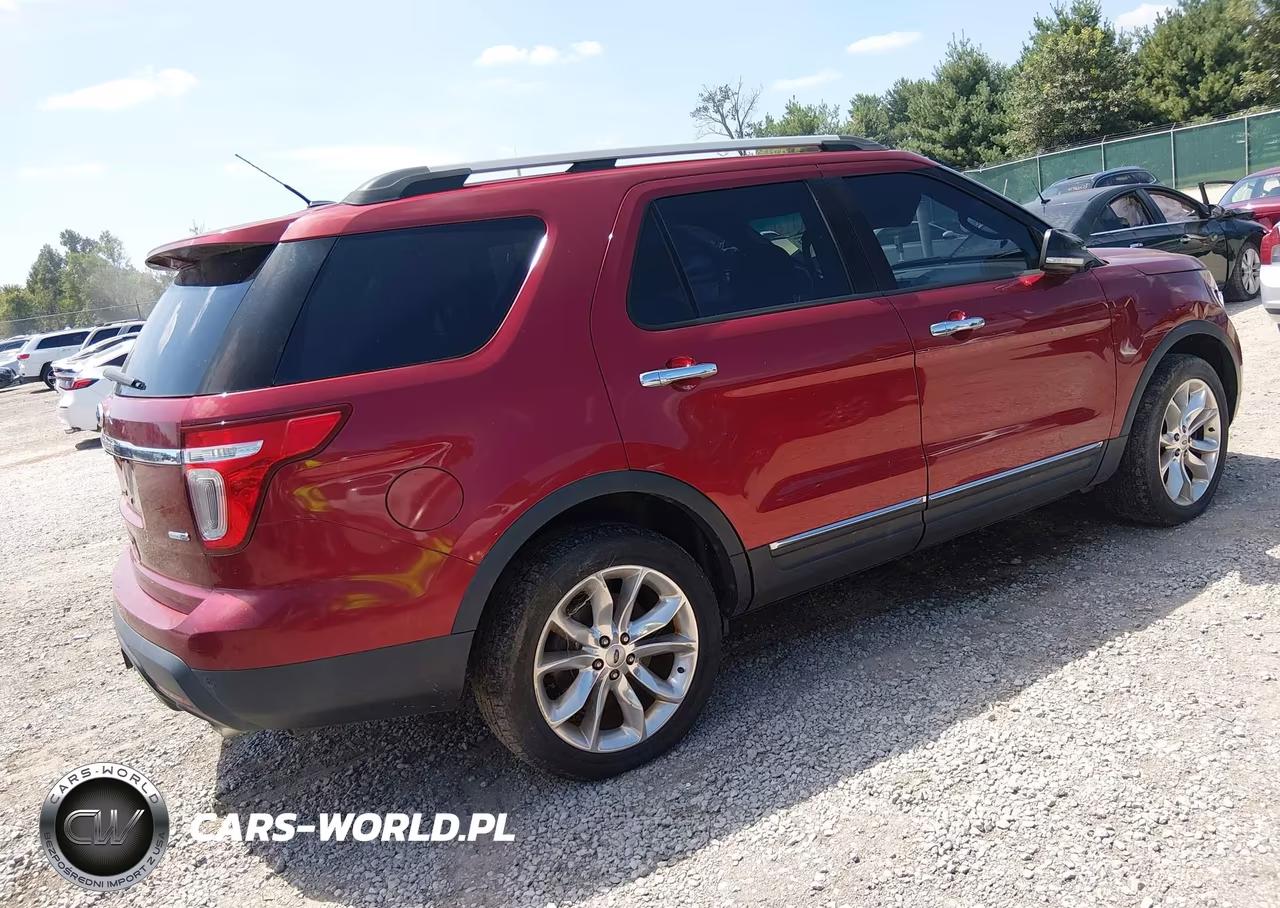 2014 Ford Explorer Xlt VIN:1FM5K8D87EGA31819 - 4