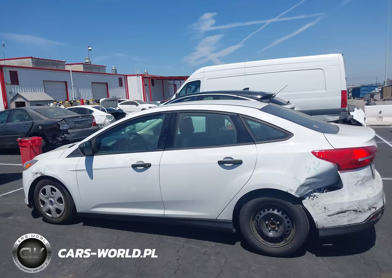 2015 Ford Focus S VIN:1FADP3E21FL368399 - 15