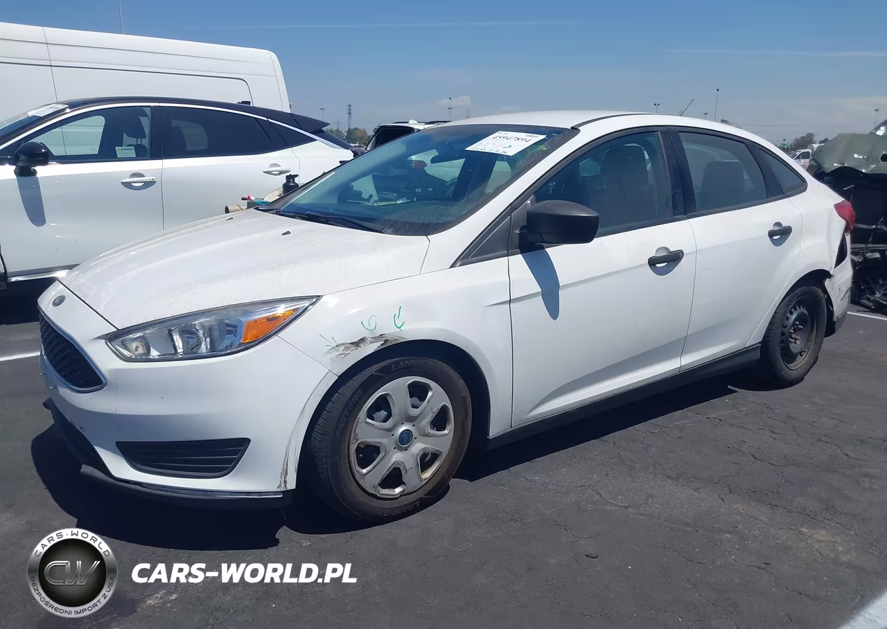 2015 Ford Focus S VIN:1FADP3E21FL368399 - 2