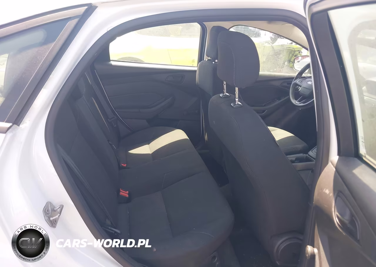 2015 Ford Focus S VIN:1FADP3E21FL368399 - 8