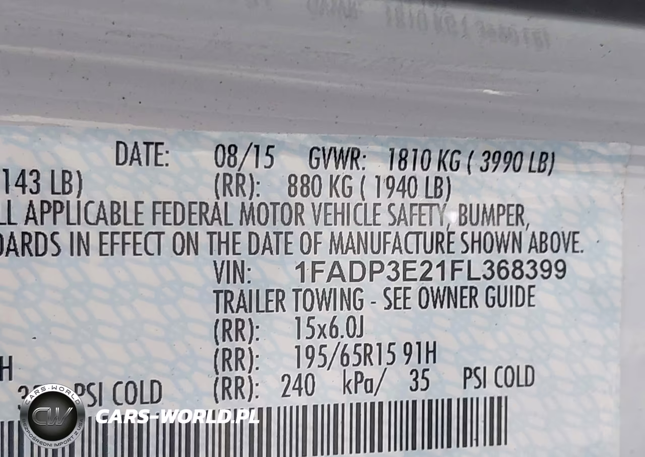 2015 Ford Focus S VIN:1FADP3E21FL368399 - 9