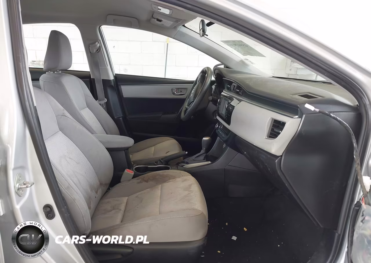 2015 Toyota Corolla Le VIN:5YFBURHE7FP230246 - 5