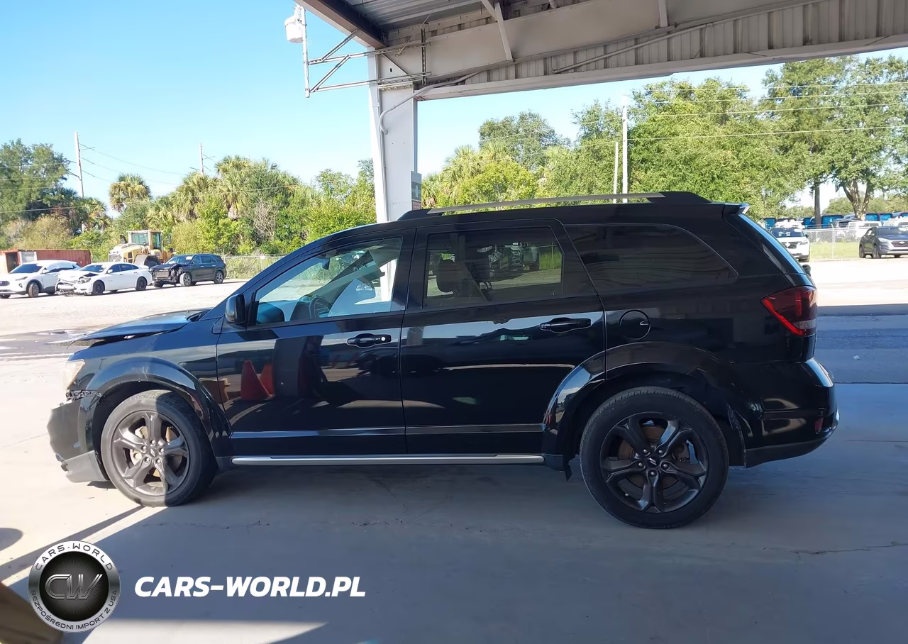 2019 Dodge Journey Crossroad VIN:3C4PDCGG4KT838447 - 14