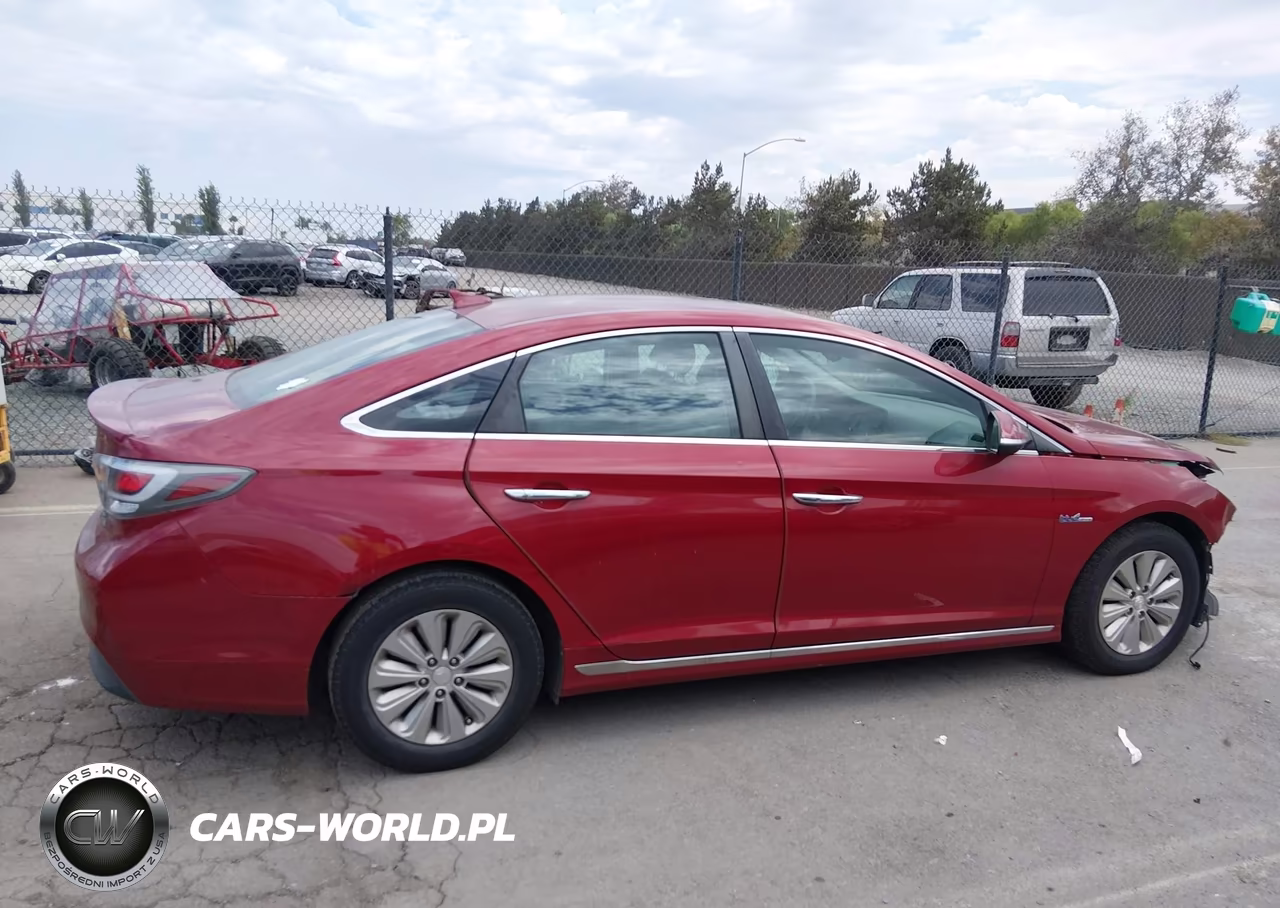 2016 Hyundai Sonata Hybrid Se VIN:KMHE24L11GA027820 - 14