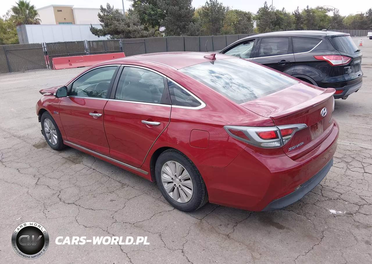 2016 Hyundai Sonata Hybrid Se VIN:KMHE24L11GA027820 - 3