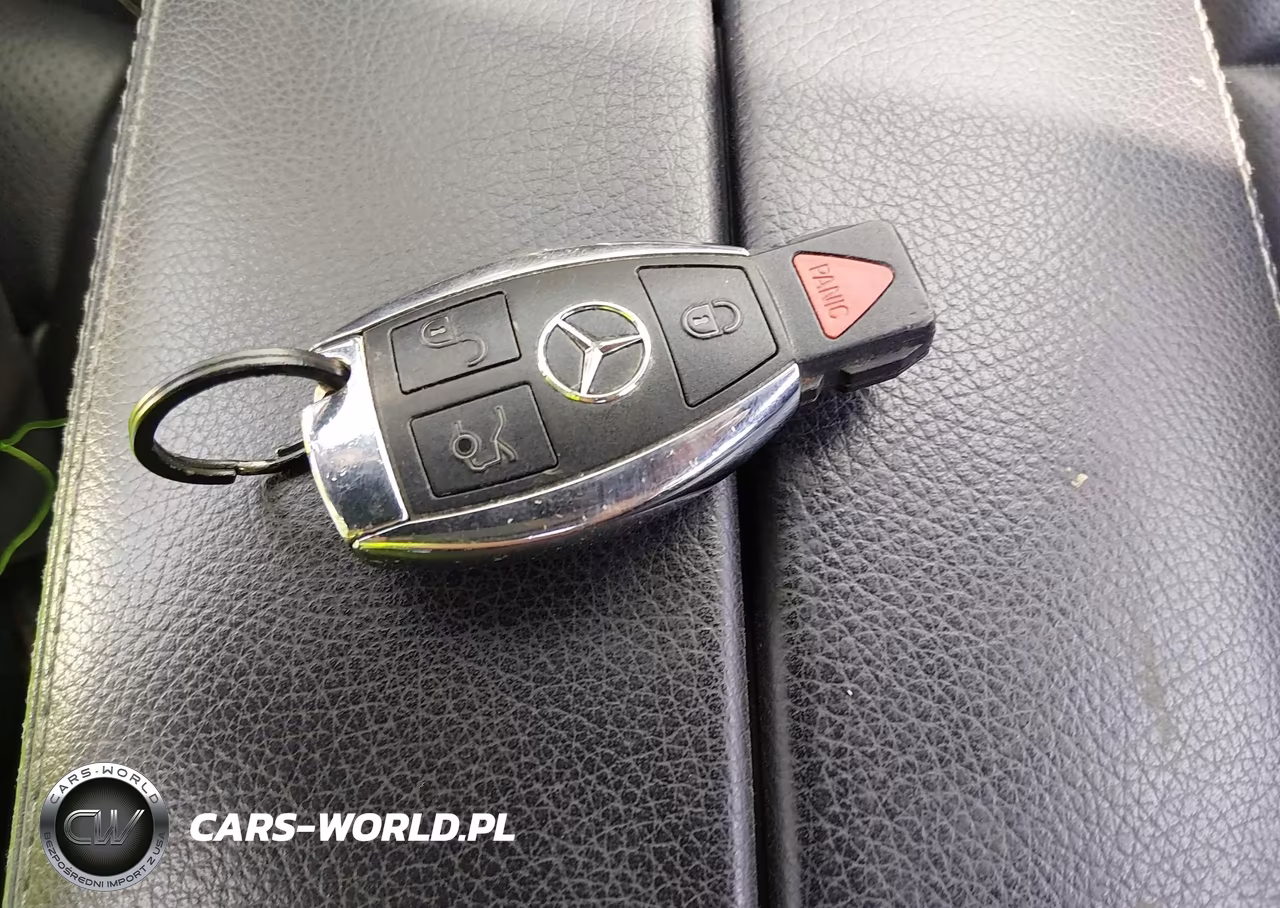 2016 Mercedes-Benz C 300 Sport 4Matic VIN:55SWF4KB5GU126878 - 11