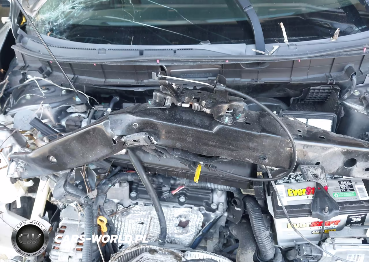 2018 Nissan Rogue S VIN:KNMAT2MV3JP521512 - 10