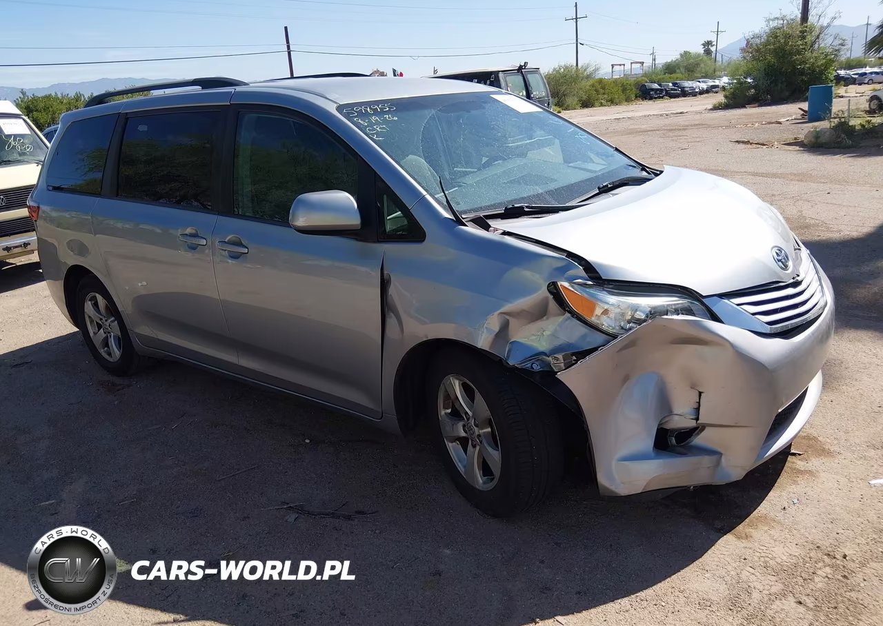 2017 Toyota Sienna Le 8 Passenger