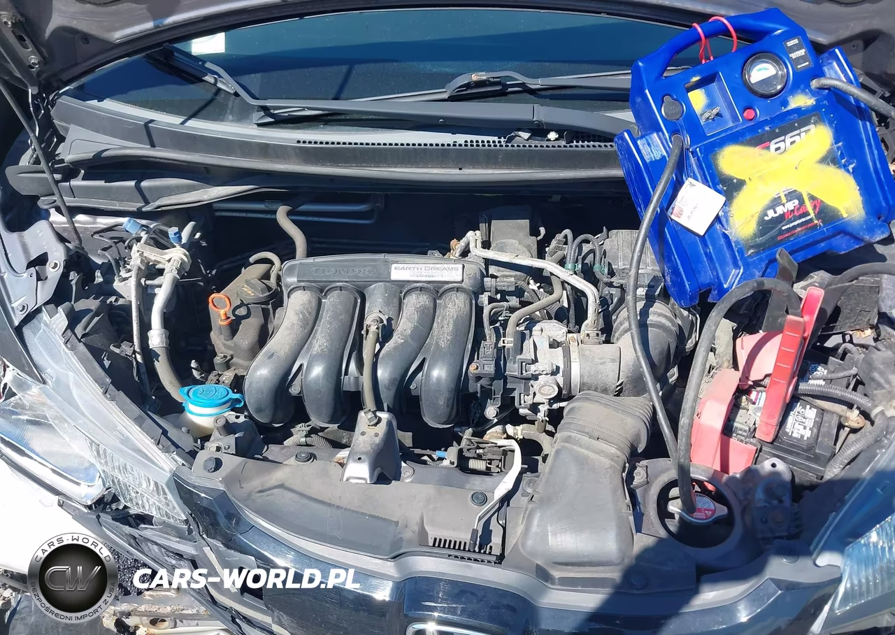 2016 Honda Fit Lx VIN:3HGGK5H58GM704610 - 10