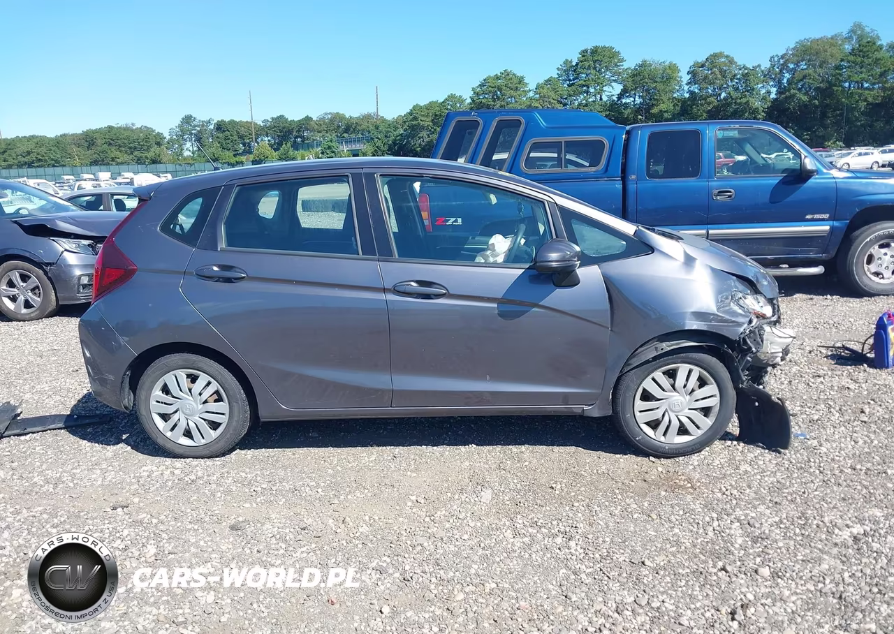 2016 Honda Fit Lx VIN:3HGGK5H58GM704610 - 13