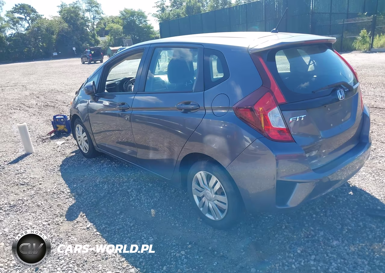 2016 Honda Fit Lx VIN:3HGGK5H58GM704610 - 3