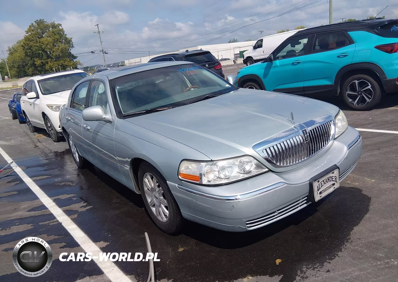 2007 Lincoln Town Car