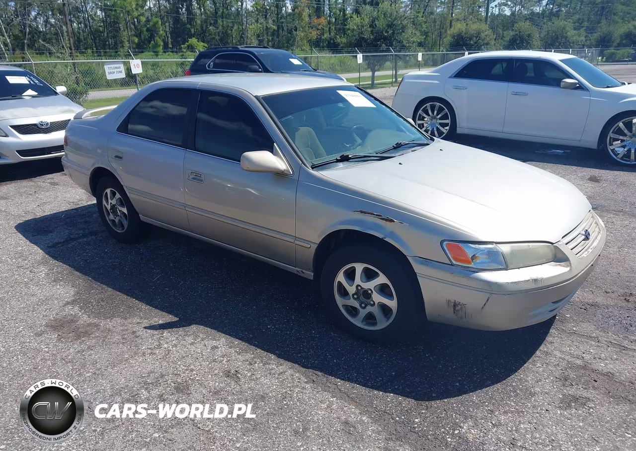 1999 Toyota Camry Le V6