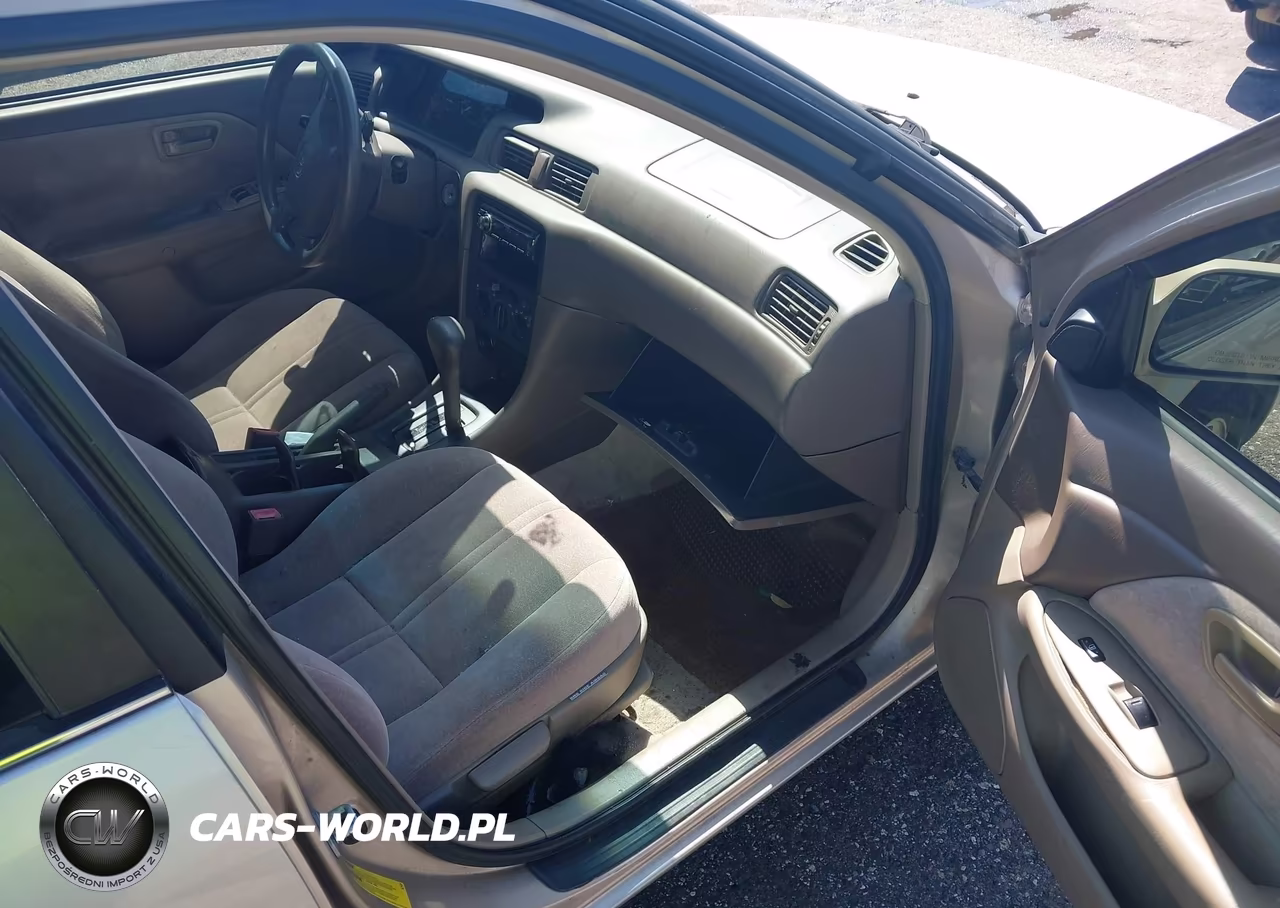 1999 Toyota Camry Le V6 VIN:4T1BF28KXXU089387 - 5
