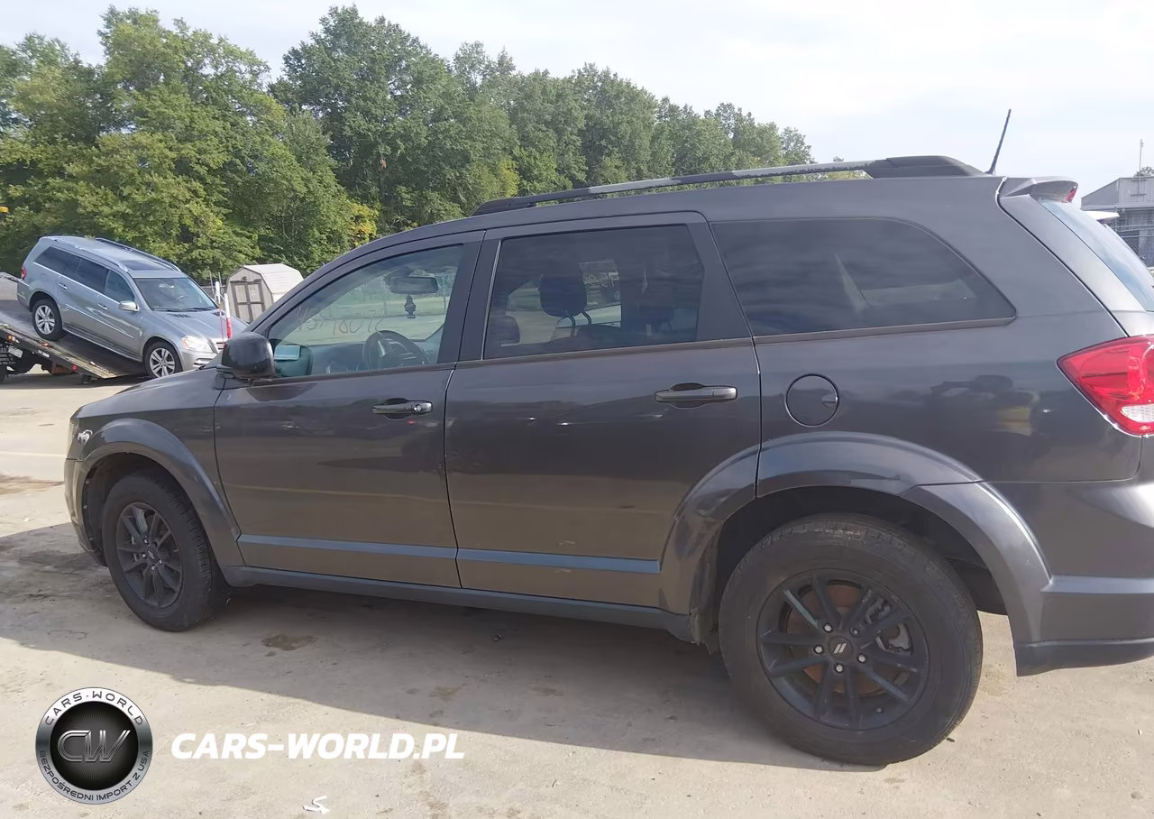 2019 Dodge Journey Se VIN:3C4PDCBBXKT869990 - 14