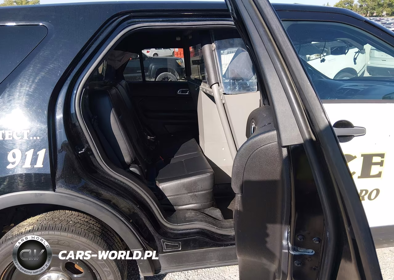 2018 Ford Police Interceptor Utility VIN:1FM5K8AR1JGB12399 - 8