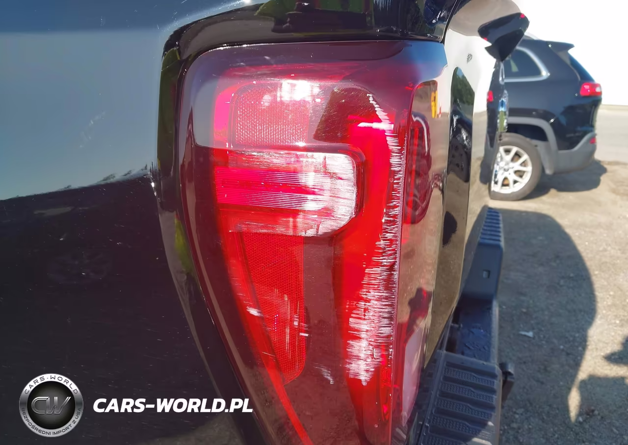 2023 GMC Sierra 1500 4Wd Short Box Elevation With 3Sb VIN:3GTUUCED6PG232546 - 18