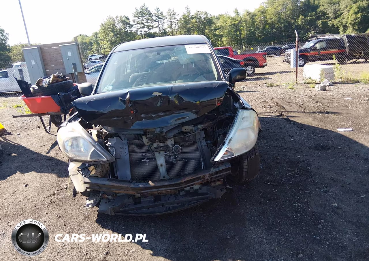 2010 Nissan Versa 1.8Sl VIN:3N1BC1CP4AL362631 - 13