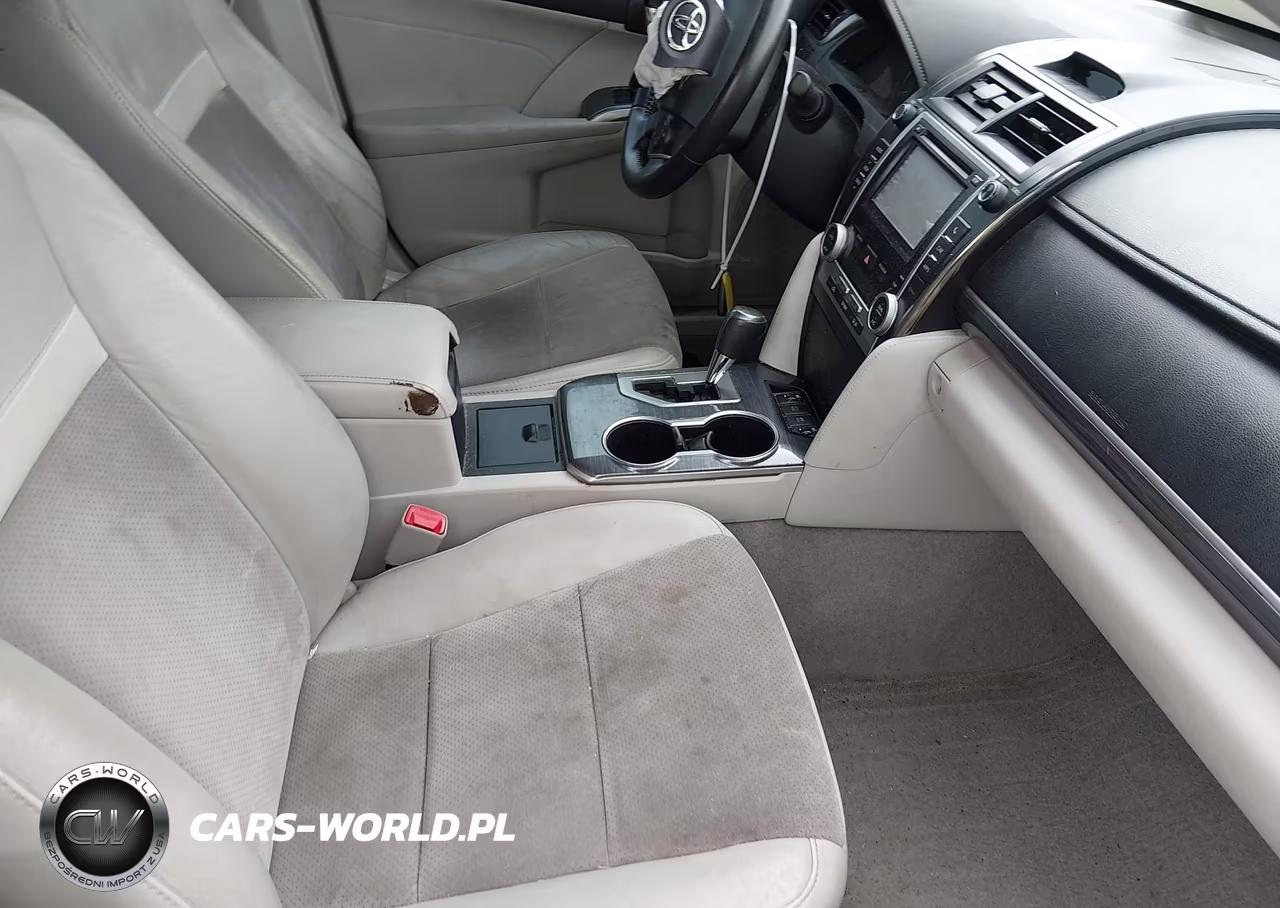 2014 Toyota Camry Hybrid Xle VIN:4T1BD1FK8EU101164 - 5