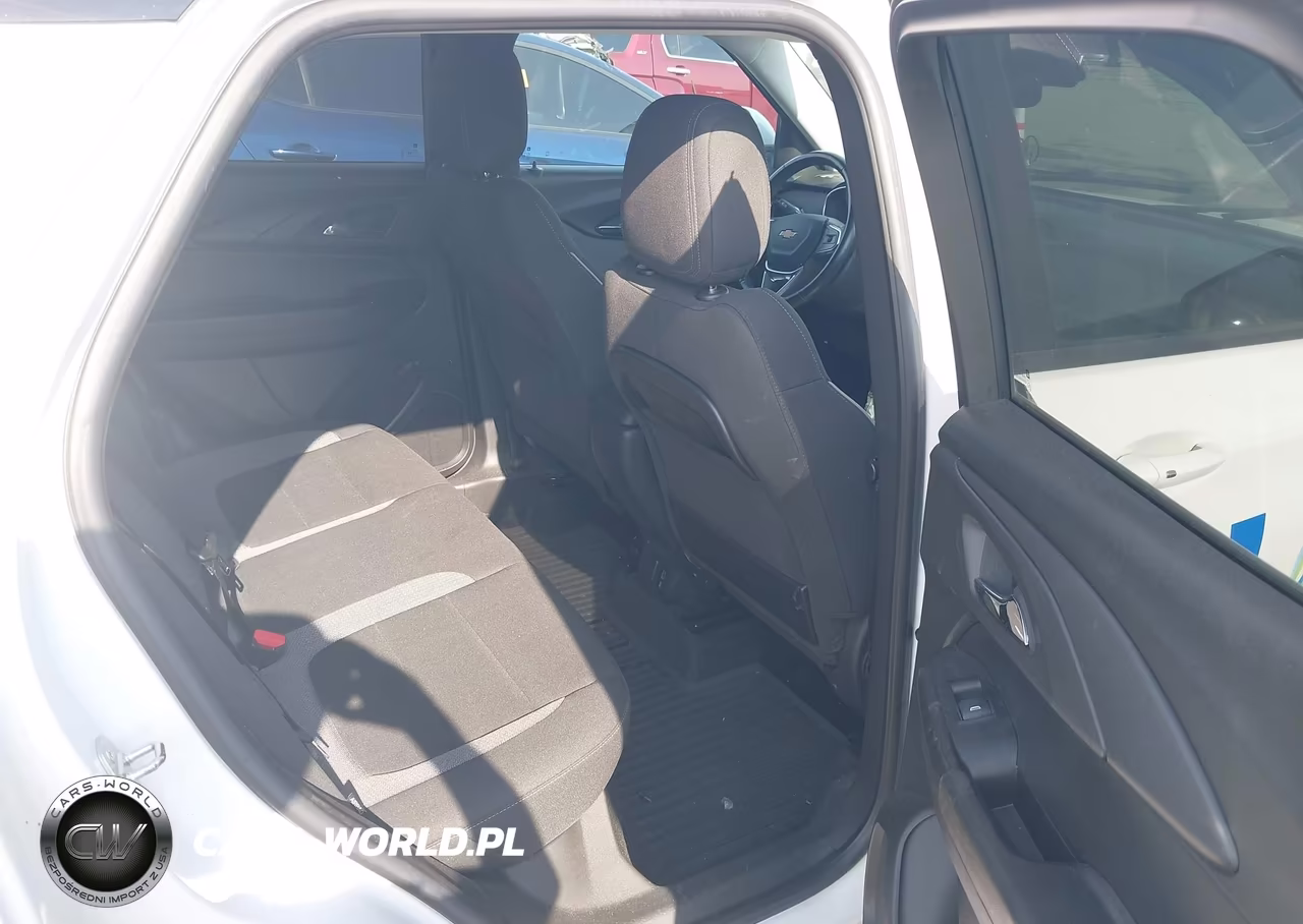 2023 Chevrolet Trailblazer Fwd Lt VIN:KL79MPS23PB032276 - 3