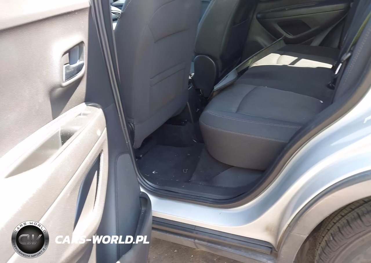 2018 Chevrolet Trax Lt VIN:3GNCJLSB1JL330770 - 8