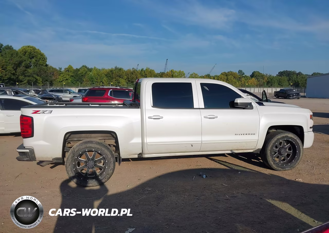 2018 Chevrolet Silverado 1500 2Lt VIN:3GCUKRECXJG166011 - 13