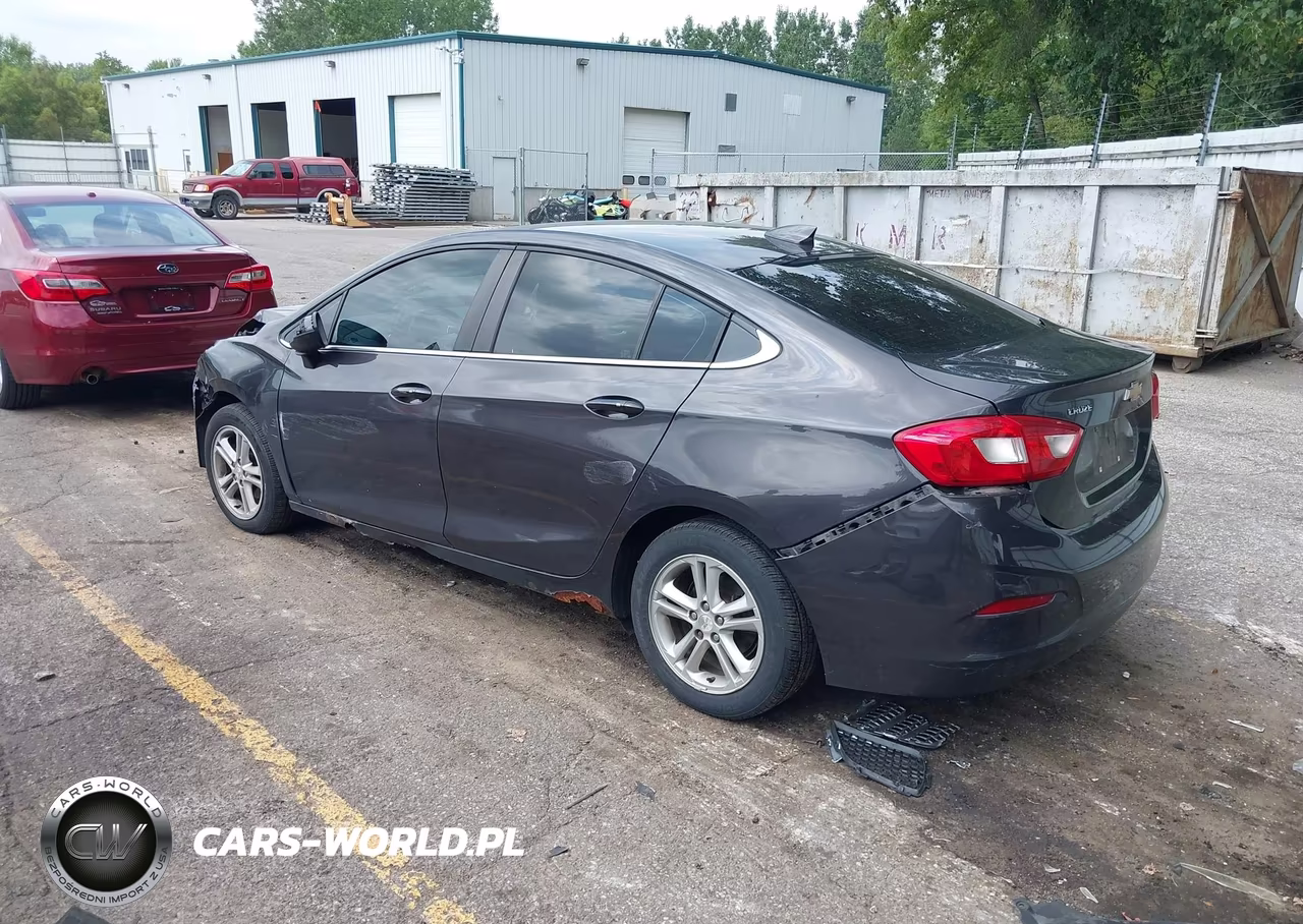 2017 Chevrolet Cruze Lt Auto VIN:1G1BE5SM8H7142793 - 3