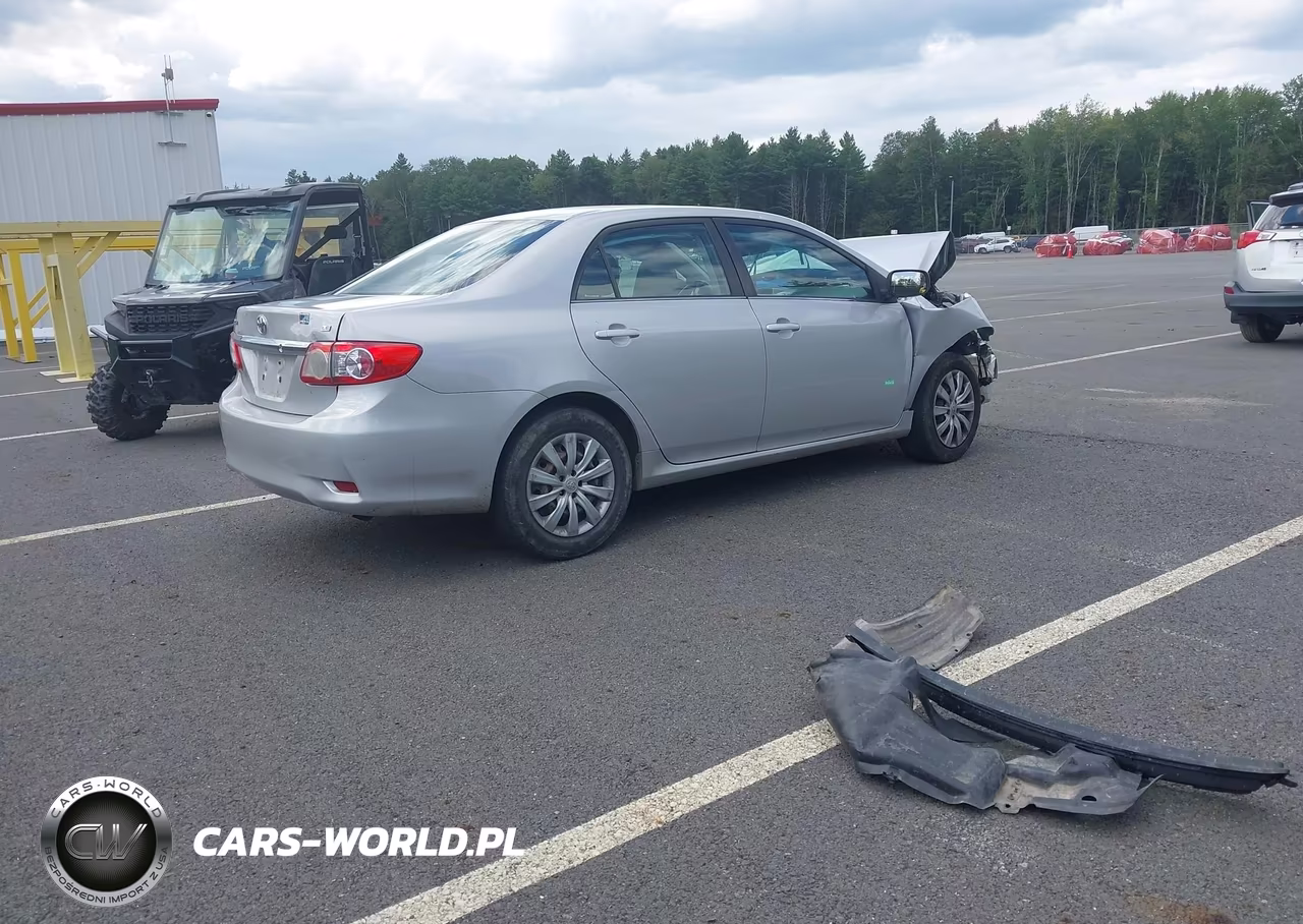 2013 Toyota Corolla Le VIN:2T1BU4EE5DC962959 - 4