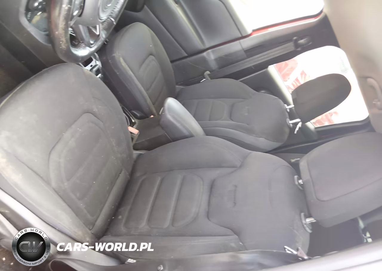 2017 Jeep Renegade Altitude 4X4 VIN:ZACCJBBH3HPG06066 - 16