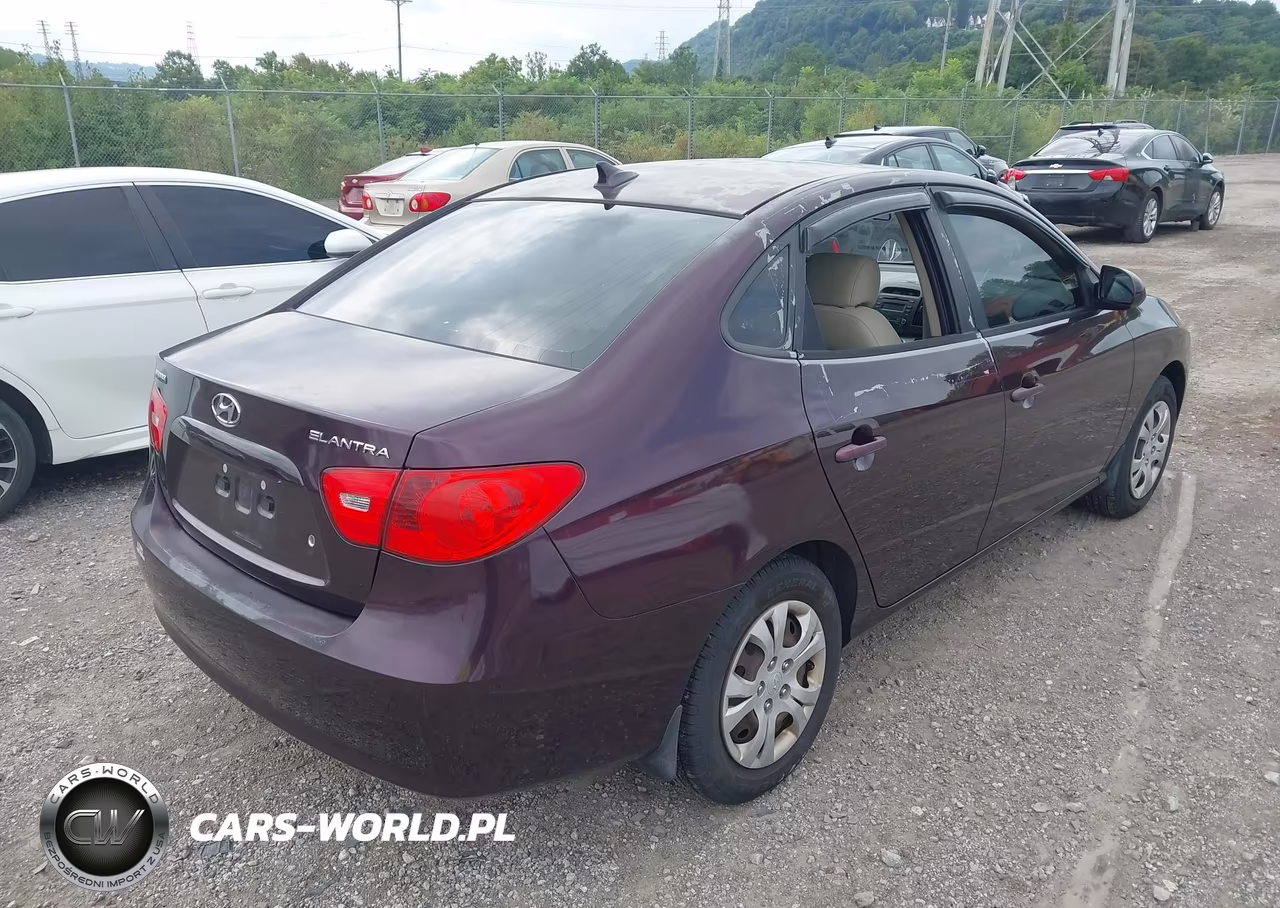 2009 Hyundai Elantra Gls VIN:KMHDU46D29U767972 - 4