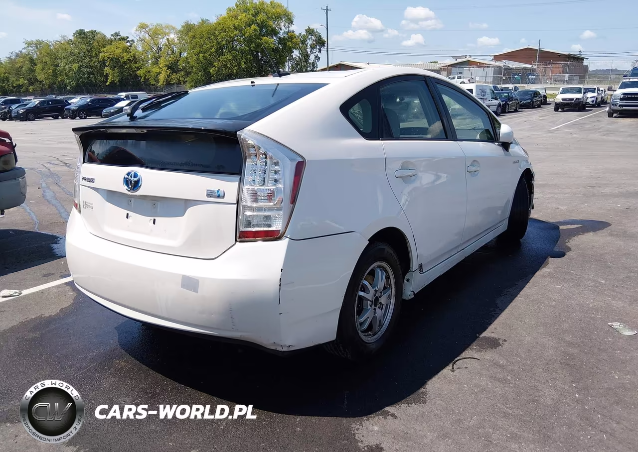 2010 Toyota Prius Ii VIN:JTDKN3DU3A0024626 - 4