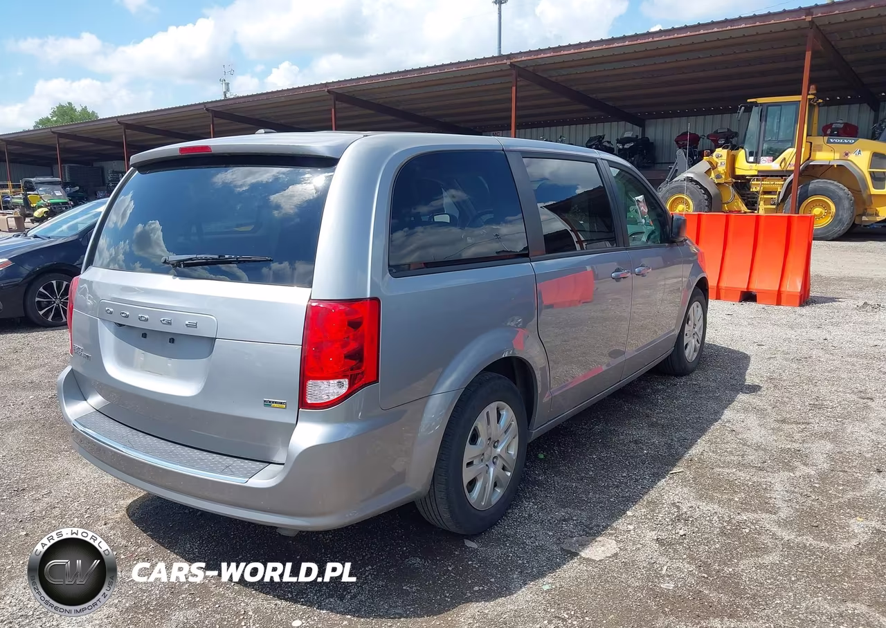 2018 Dodge Grand Caravan Se VIN:2C4RDGBG6JR273336 - 4