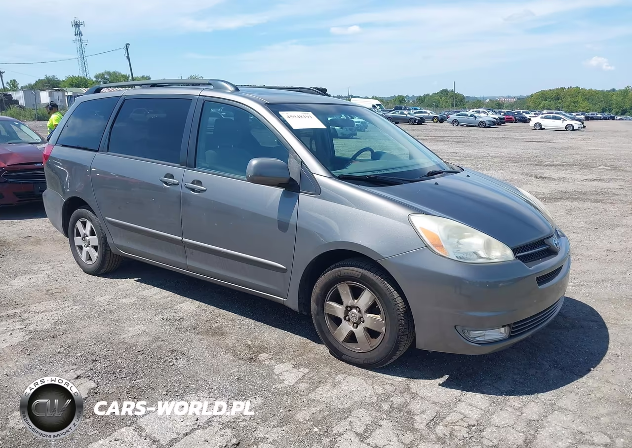 2005 Toyota Sienna Xle – zdjęcie 1 z 11