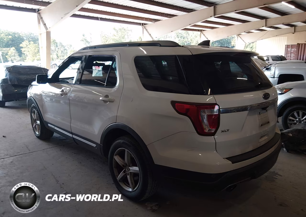 2018 Ford Explorer Xlt VIN:1FM5K7DH3JGA41834 - 15