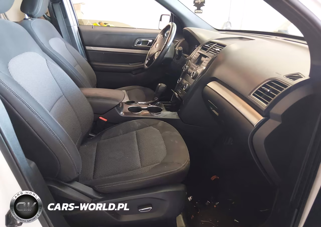 2018 Ford Explorer Xlt VIN:1FM5K7DH3JGA41834 - 5