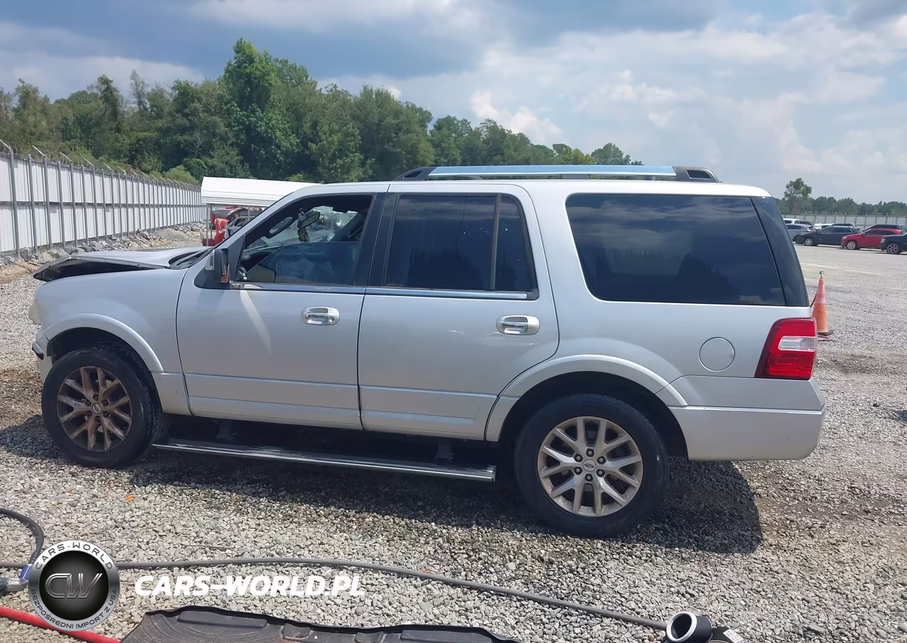 2015 Ford Expedition Limited VIN:1FMJU1KT0FEF21992 - 14